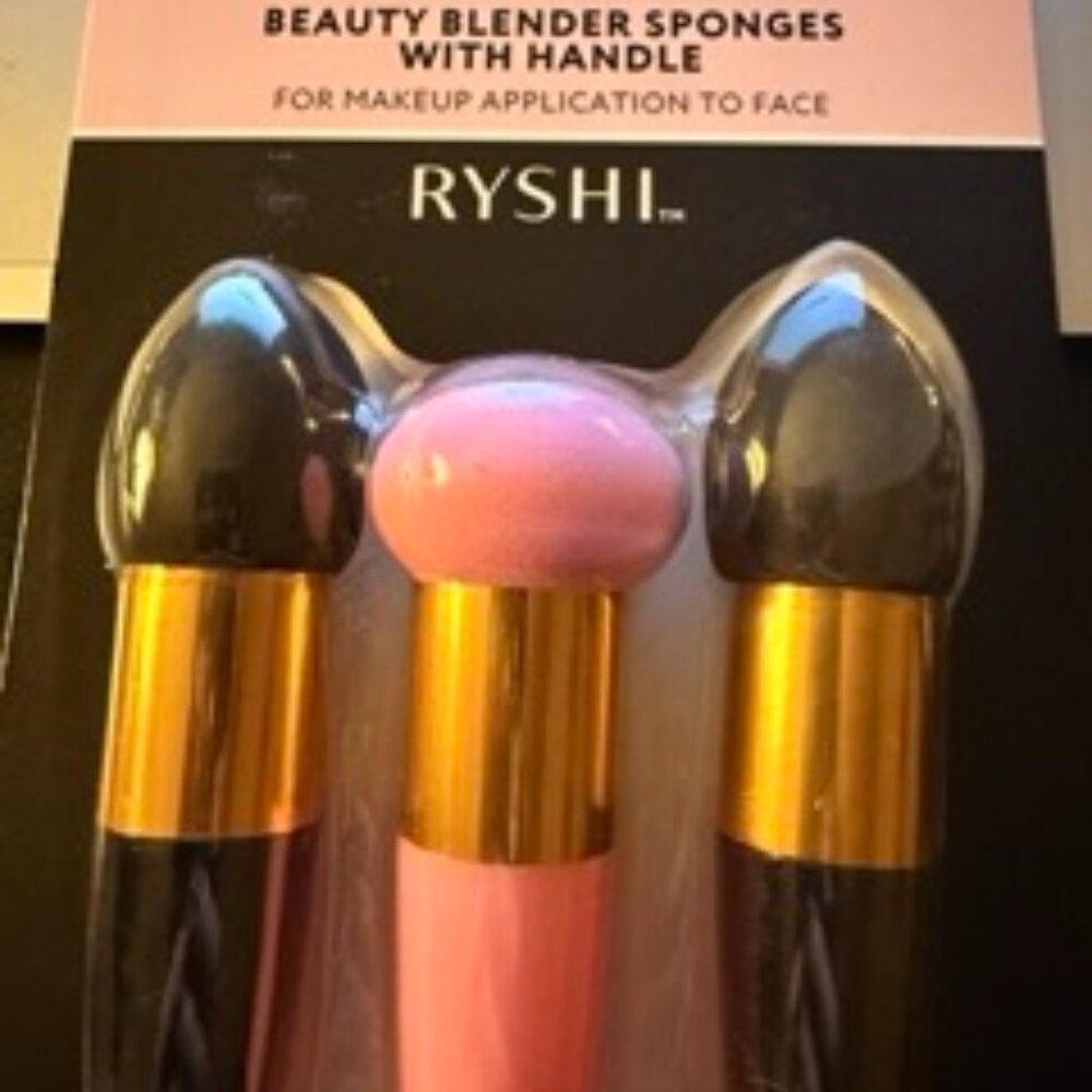 3 piece Beauty Blender Sponges with Handle